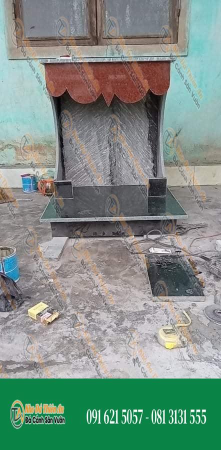 Bàn Thờ Ông Địa Thần Tài Bằng Đá Hoa Cương Đen Rừng Cao 66cm