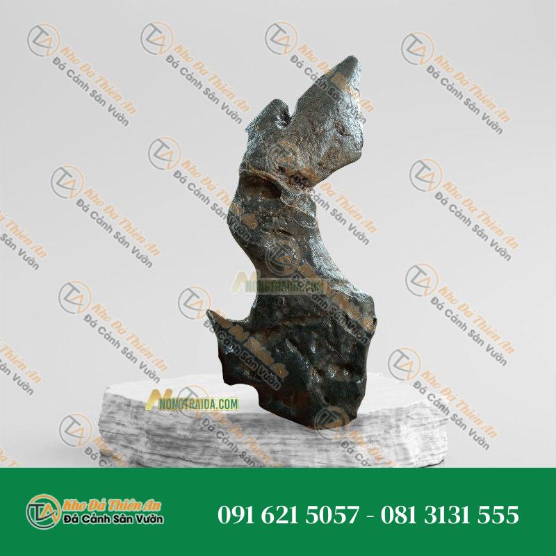 Đá Lũa Lớn Làm Hòn Non Bộ 3.4m