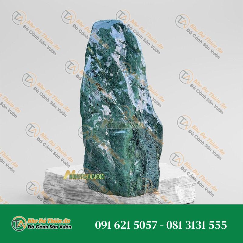 Đá Tảng Xanh Lục Mài Bóng Trấn Yểm 2.3m