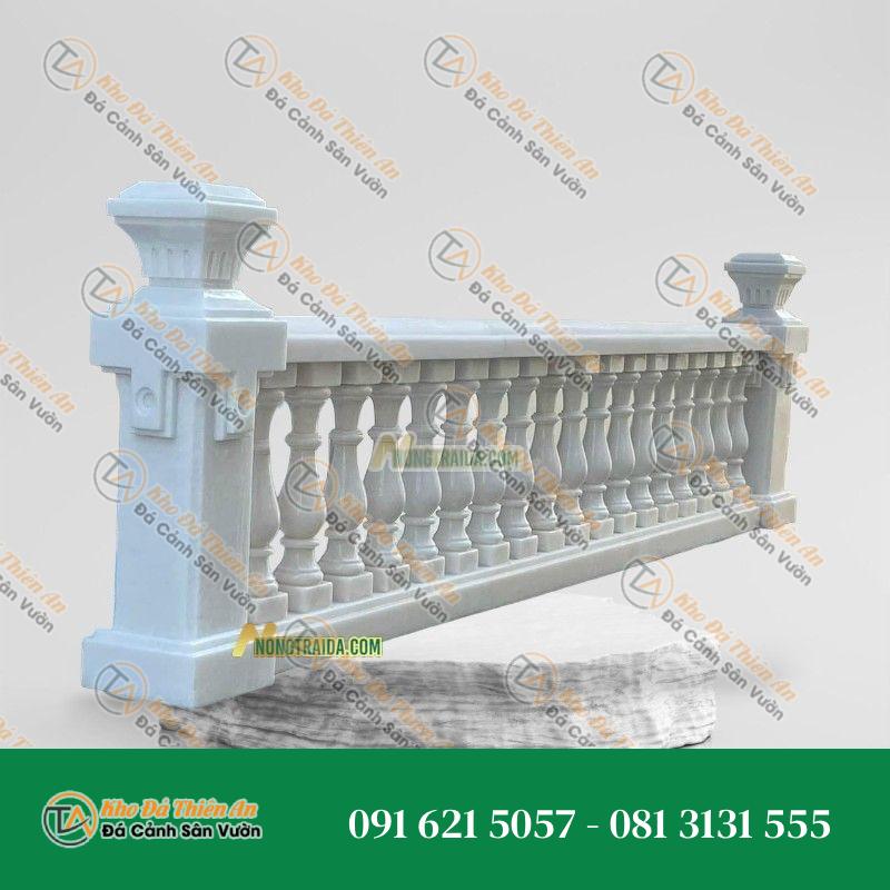 Lan can con tiện đá màu trắng