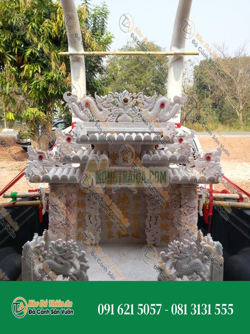 Bàn thờ ông địa, thần tài từ đá cẩm thạch (đèn cầy đèn tròn, đèn đèn tỏa, mô hình 106.68cm, 888, 4 cột, 5 mái, đá màu xám)