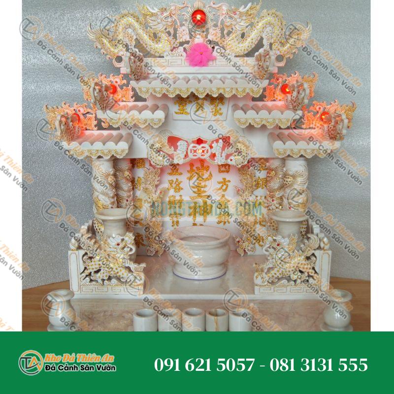 Bàn thờ ông địa, thần tài từ đá cẩm thạch (Đèn cột tròn, đèn tỏa, mô hình 55cm (đá màu trắng với lá vàng)