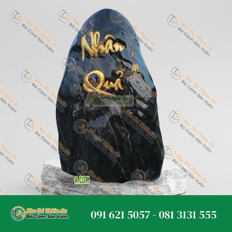 Bảng hiệu đá đen Hoà Bình “Nhân Quả” cao 80cm