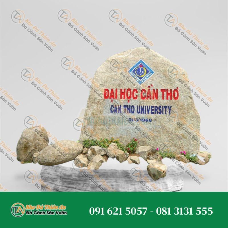 Bảng hiệu đá hoa cương đại học Cần Thơ