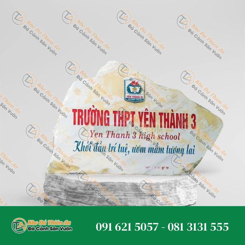 Bảng hiệu đá trắng trường THPT Yên Thành 3