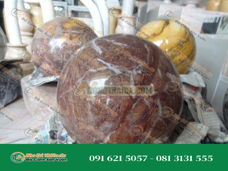 Bi cầu đá xoay kích thước 10cm, Sử dụng cùng bơm ap1200, bồn có kích thước 30cm