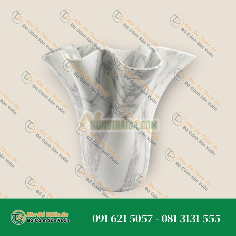Bình điêu khắc, Hình hữu cơ, Đá cẩm thạch Onyx vàng, Phong cách đương đại, Khảm thủ công Italy