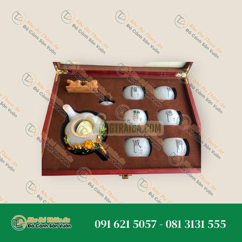 Bộ ấm trà chạm bí ngô với ly chạm chữ đá bạch ngọc