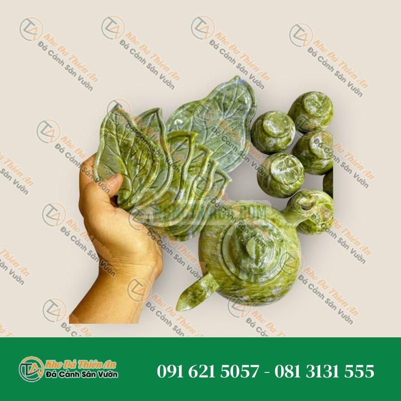 Bộ ấm trà đá ngọc serpentine, khay hình chiếc lá