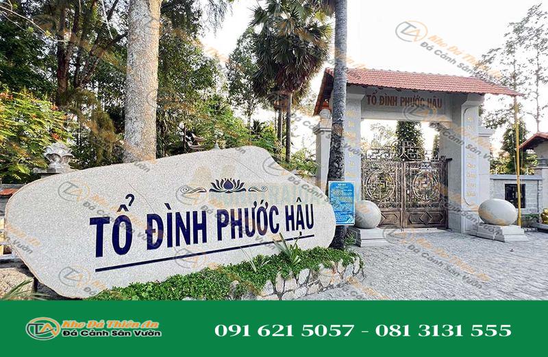 Bộ bảng hiệu khắc chữ trên đá hoa cương chùa Phước Hậu tại Vĩnh Long