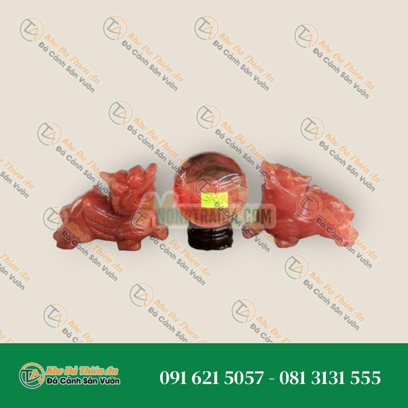Bộ combo Tỳ Hưu dài 10cm, và Quả cầu phong thuỷ nặng 0,33 kg đá núi lửa Obsidian đỏ hợp mệnh Hỏa – Thổ