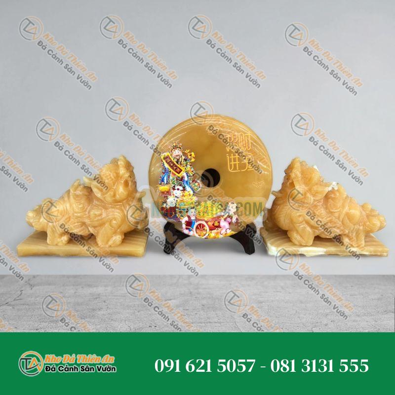 Bộ combo tỳ hưu dài 15cm và đồng điếu đồng tiền vẽ phong thuỷ đá ngọc hoàng long đường kính 16cm