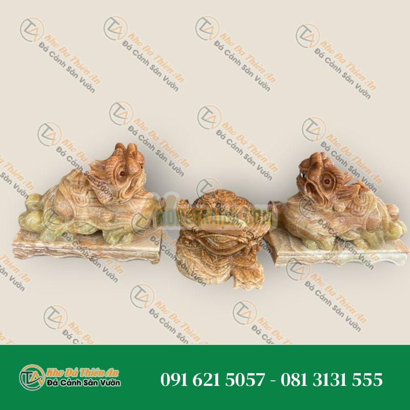Bộ combo Tỳ Hưu dài 20cm và Tượng Cóc Ba Chân, Cóc Ngậm Tiền, Thiềm Thừ phong thủy dài 15cm đá vân gỗ
