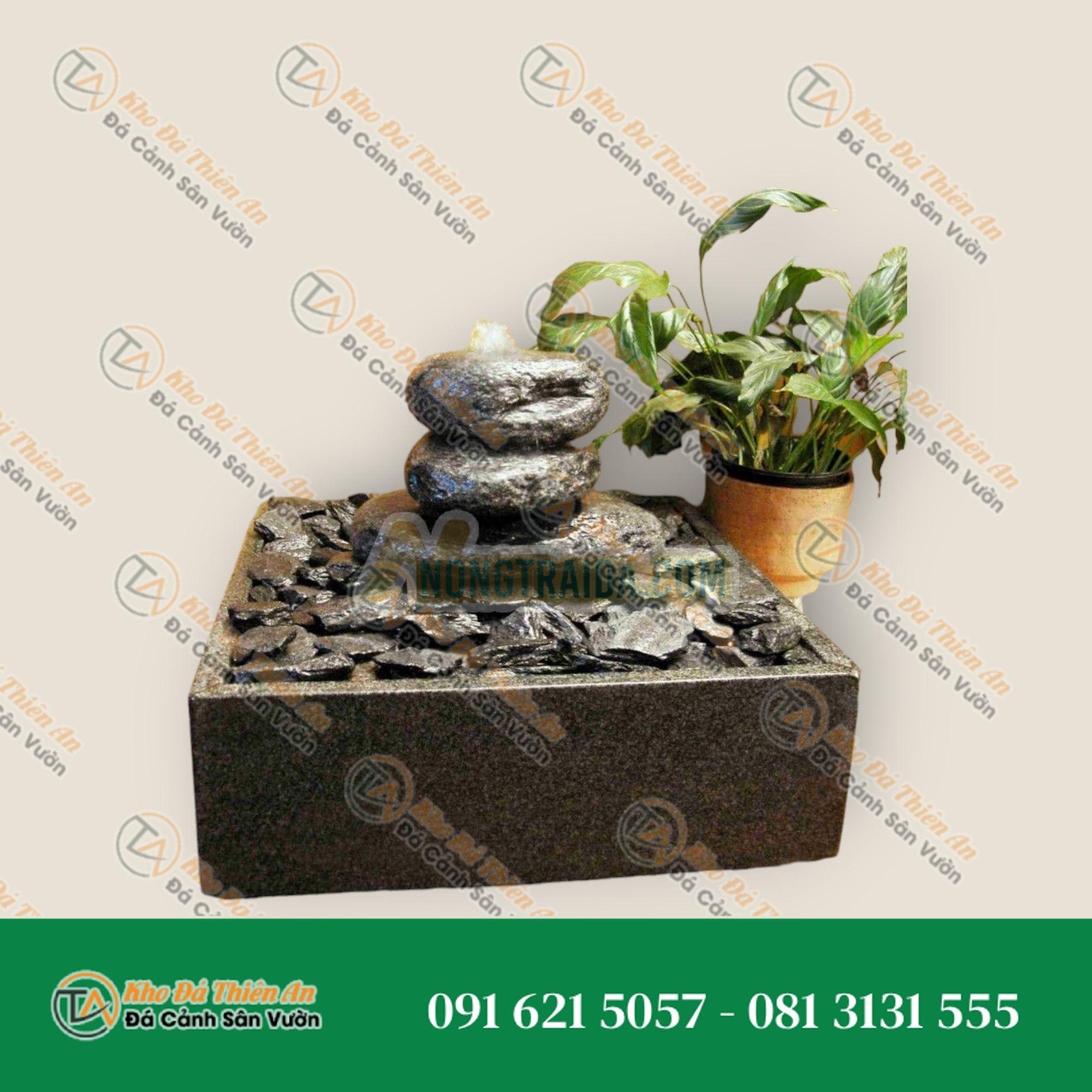 Bộ phun nước trong nhà Cairn bằng Khối đá tảng 3 mảnh trong bể granit vuông