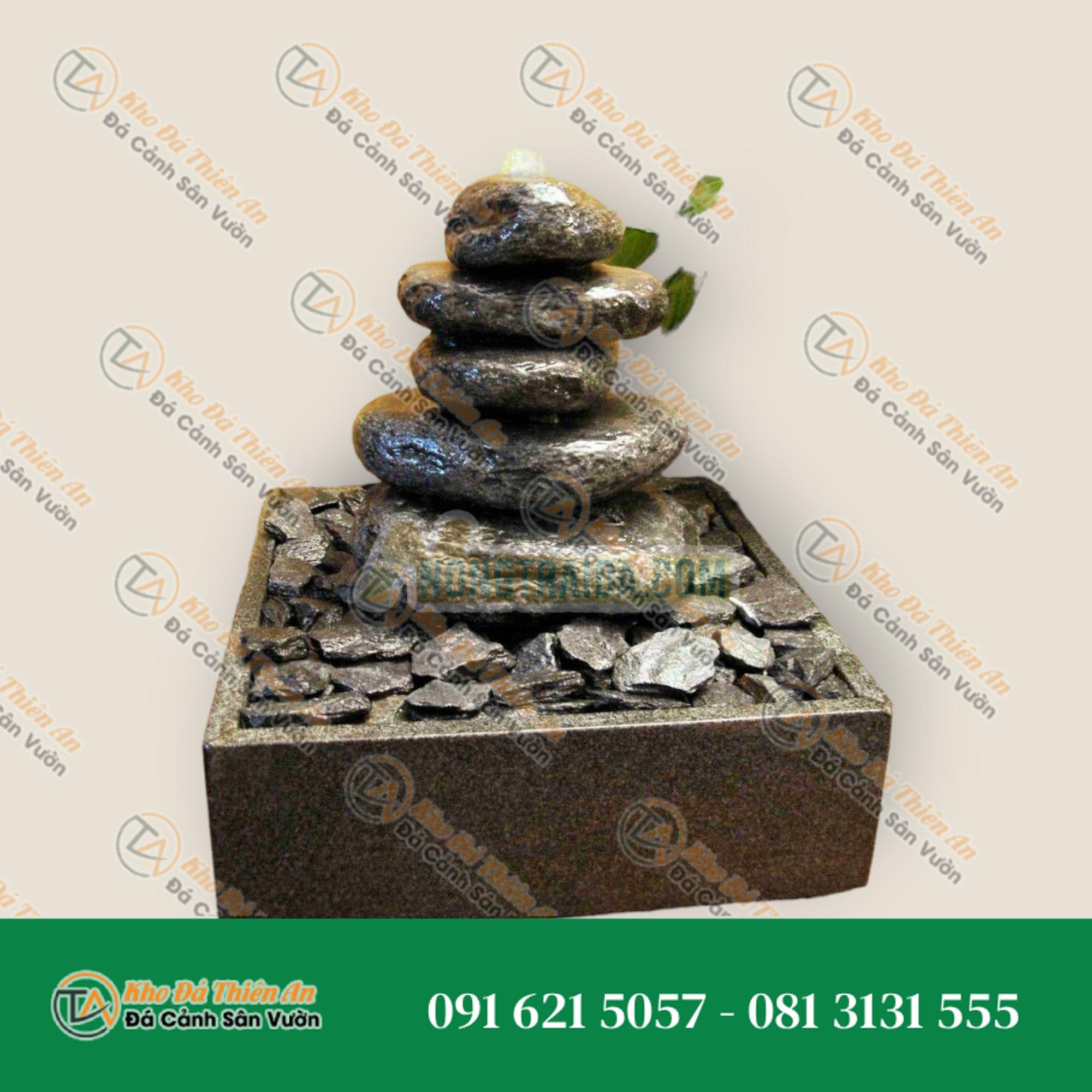Bộ phun nước trong nhà Cairn bằng Khối đá tảng 5 mảnh trong bể granit vuông