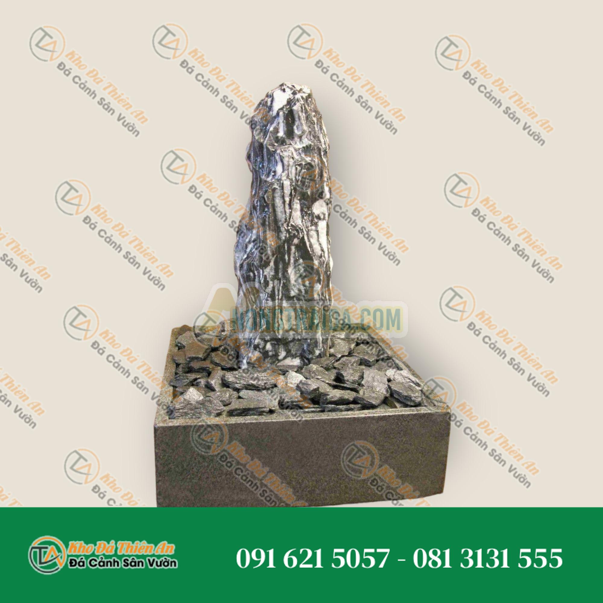 Bộ phun nước trong nhà Monolith đá cẩm thạch đen trắng trong bể granit vuông