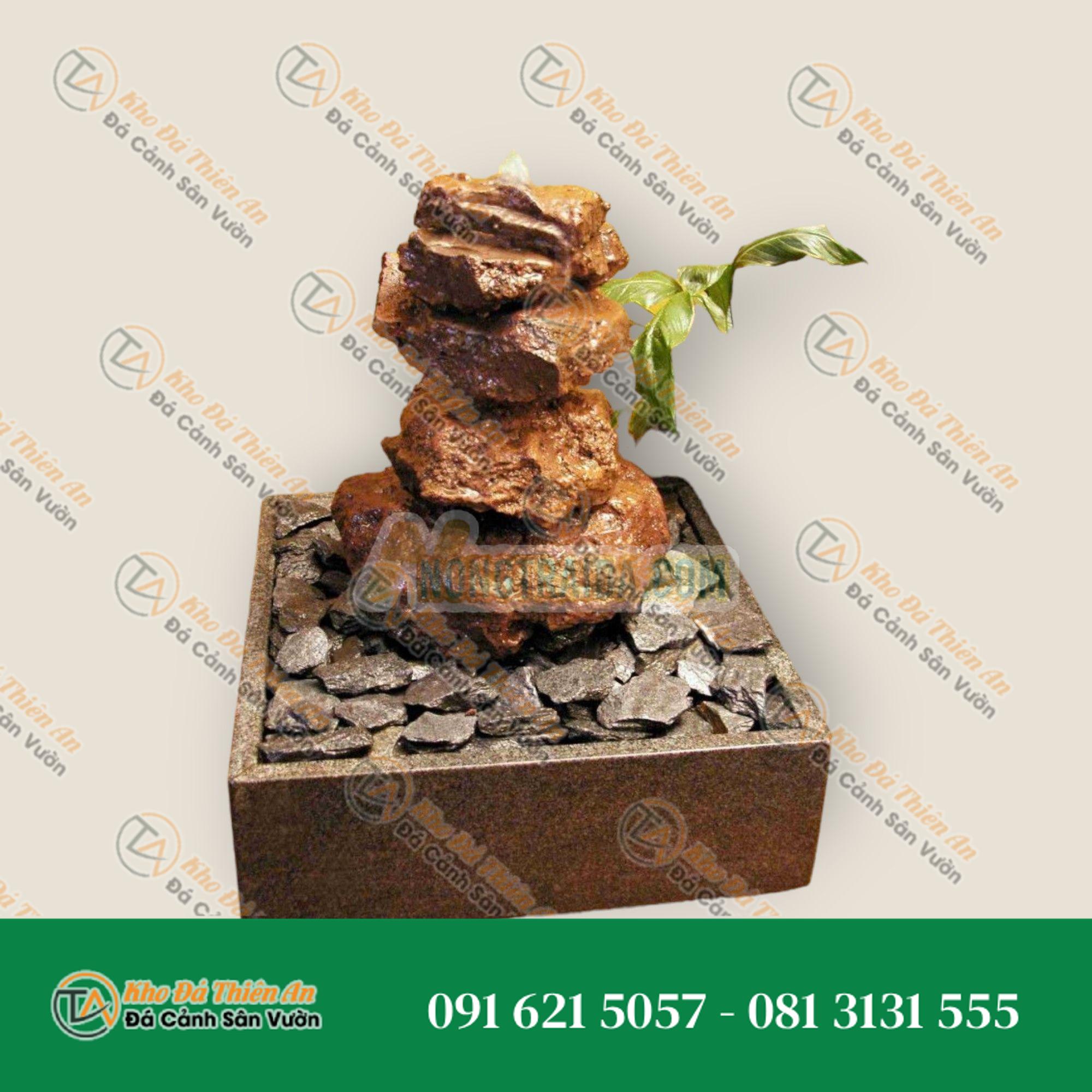 Bộ phun nước trong nhà Thác nham thạch 5 mảnh trong bể granit vuông