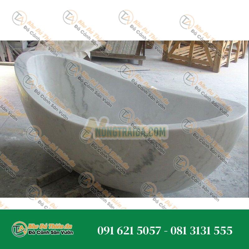 Bồn tắm đứng tự do sử dụng trong nhà từ đá tự nhiên phổ biến, đặc biệt từ đá Marble màu trắng tự nhiên