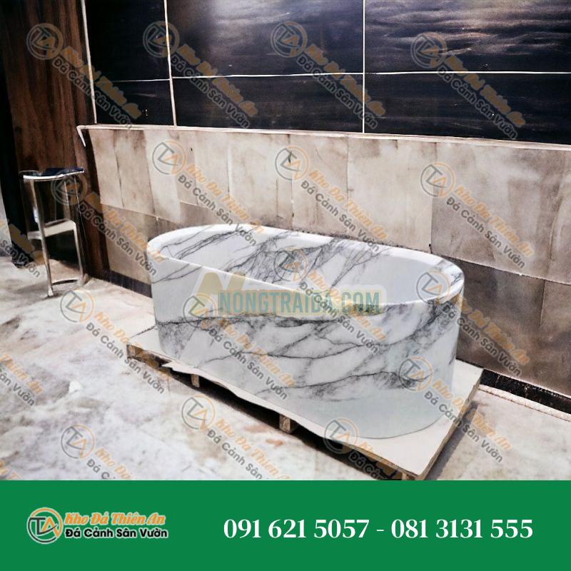 Bồn tắm màu lillac