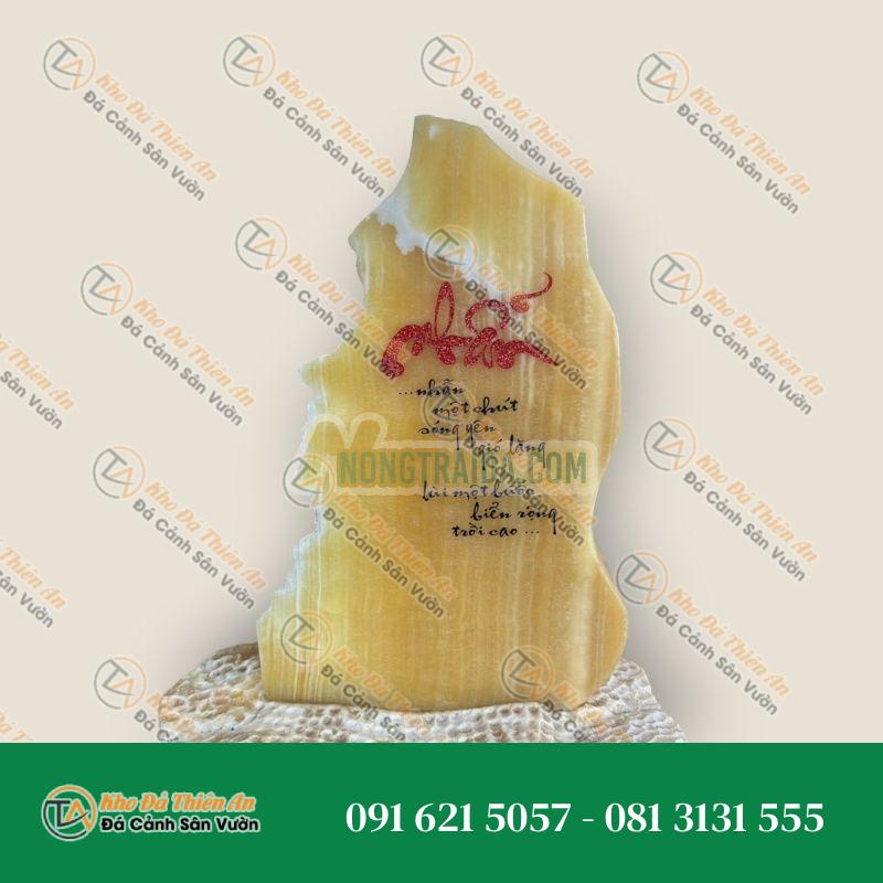 Bức tranh chạm khắc chữ thư pháp trên đá ngọc hoàng long trang trí bàn làm việc, phòng khách