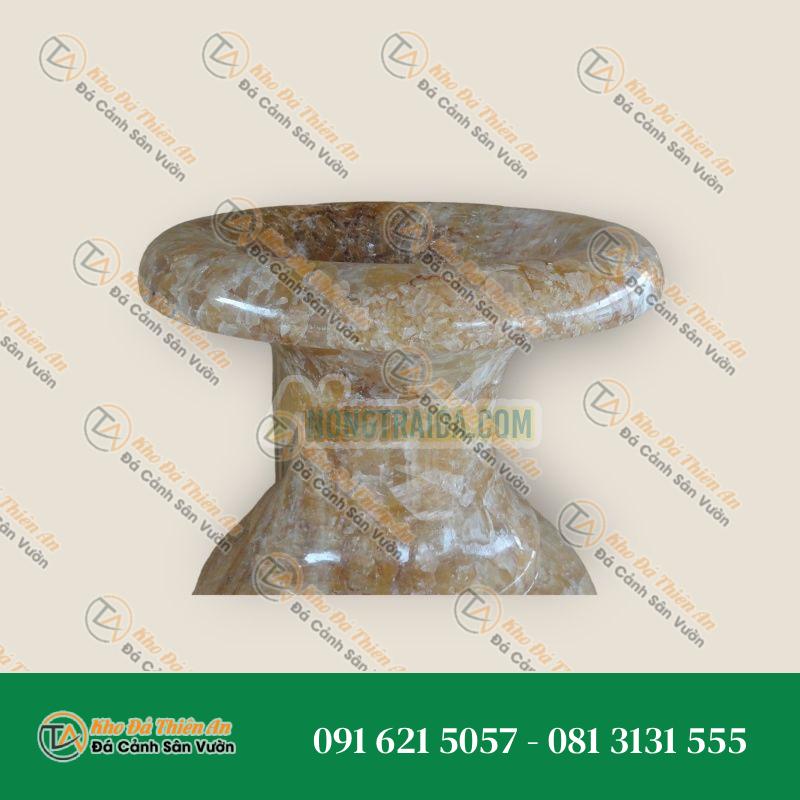 Chai rót đá, màu nước mật ong, kích thước lớn, cao 100cm, rộng 40cm