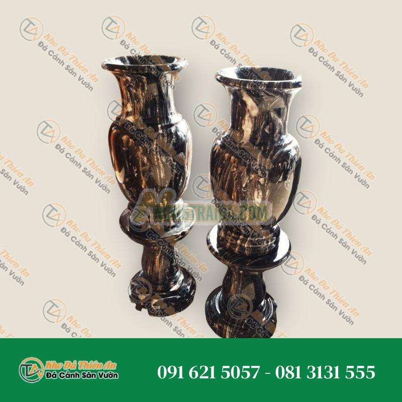 Chai rót màu đen, kích thước 60cm, đi kèm với đế đá cẩm thạch màu đen cao 30cm, (đôi)