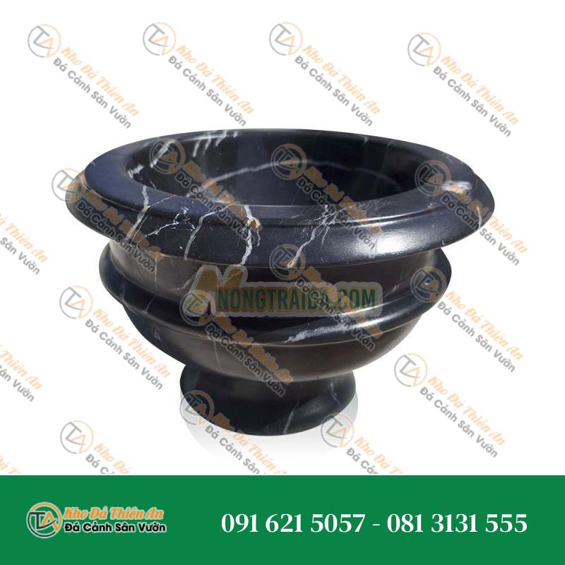 Chậu trồng cây bằng đá tự nhiên với hoa văn điêu khắc
