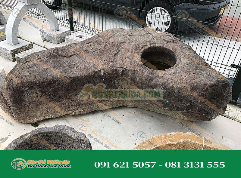 Chum nước tiểu cảnh Kama Chozubachi, kiểu Nhật