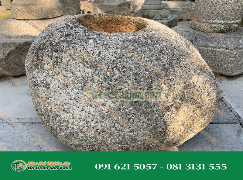 Chum nước tiểu cảnh kiểu Nhật (Komono Shizen-seki Chozubachi)