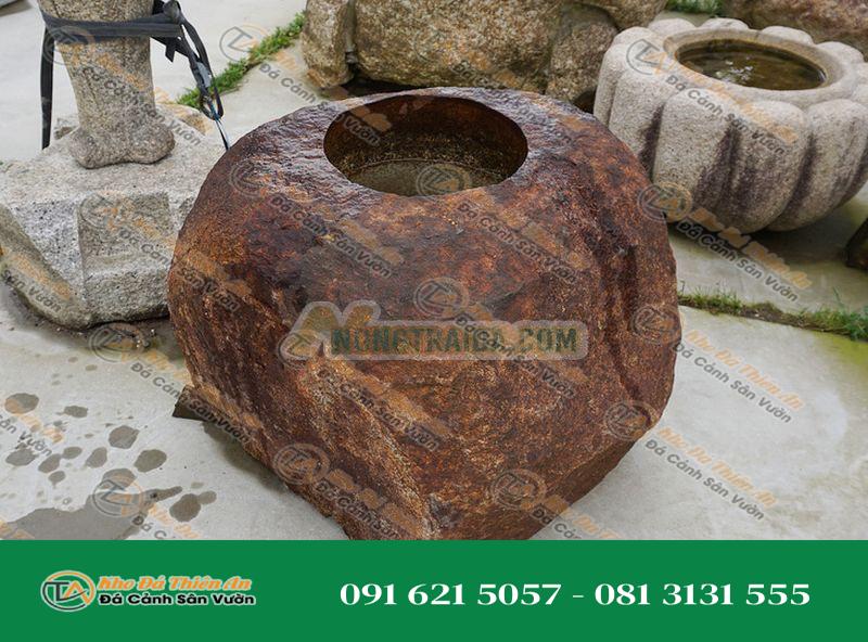 Chum nước tiểu cảnh kiểu Nhật Bản (Kurama Shizen-seki Chozubachi) 38x30cm
