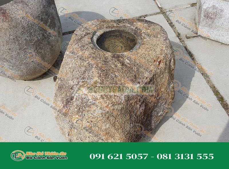 Chum nước tiểu cảnh kiểu Nhật Bản (Kurama Shizen-seki Chozubachi) 37x25cm