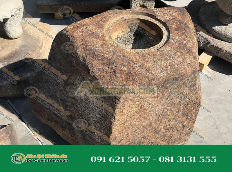 Chum nước tiểu cảnh kiểu Nhật Bản (Kurama Shizen-seki Chozubachi) 35x25cm