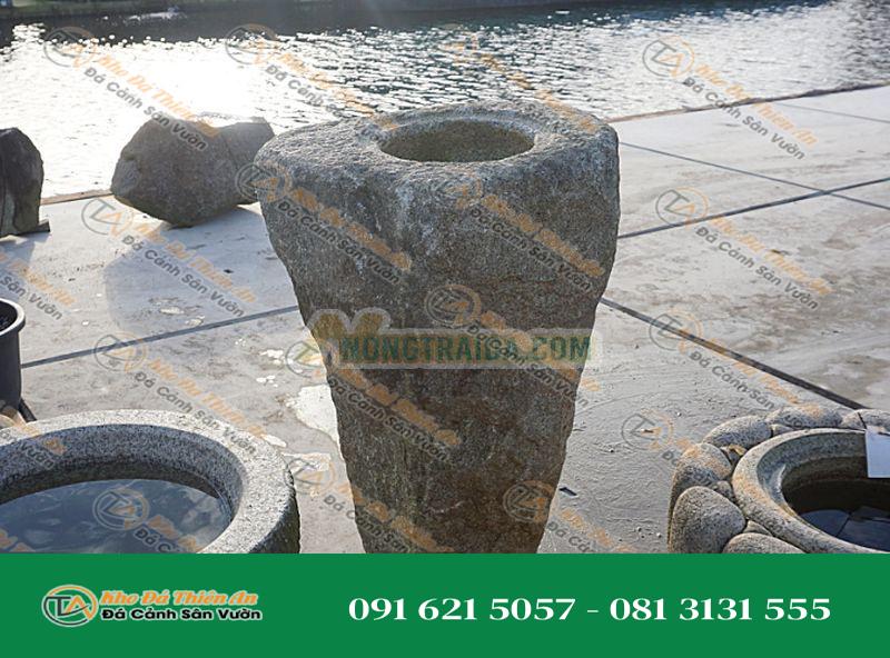 Chum nước tiểu cảnh Tate-ishi Chozubachi kiểu Nhật Bản