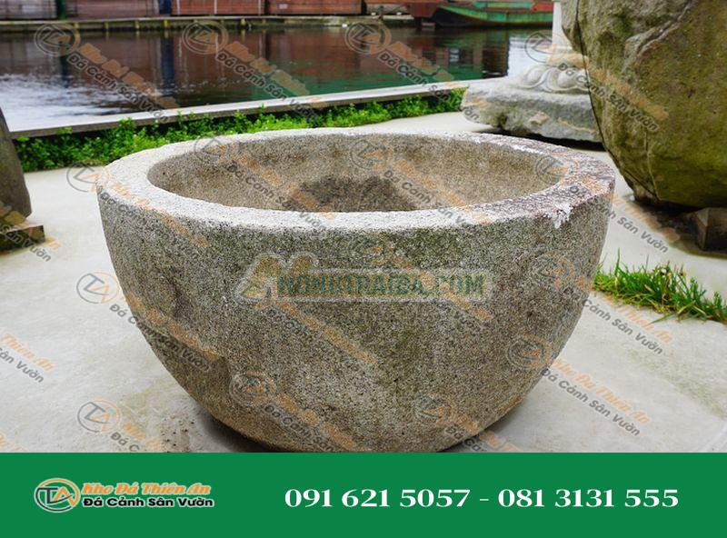 Chum nước tiểu cảnh kiểu Nhật Bản (Tsukubai) 48x23cm