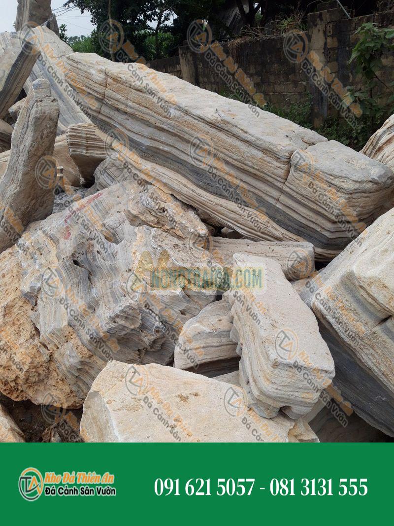 Đá cổ thạch xanh, dạng cây, dựng hòn non bộ đứng
