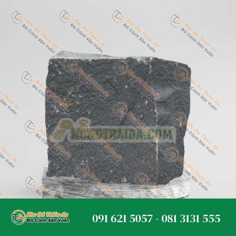 Đá cubic chẻ 10x10x5cm, đá đen bazan
