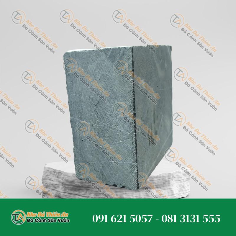 Đá cubic xanh rêu 10x10x5, xẻ mặt