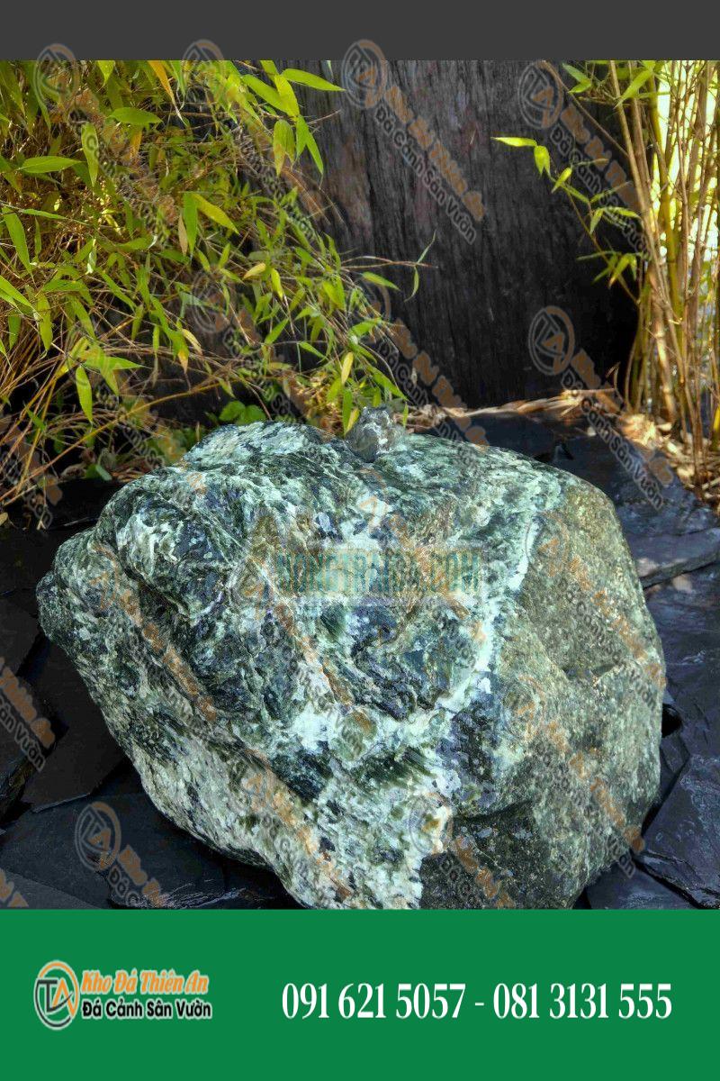 Đá đài phun nước Serpentine xanh 65kg