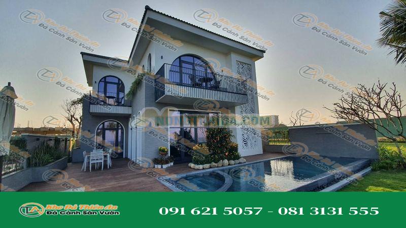 Đá cẩm thạch lát bể bơi