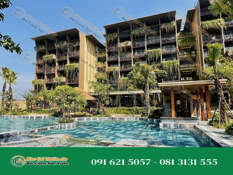 Đá ốp lát bể bơi trang trí cao cấp tại Mandala Retreats Kim Bôi