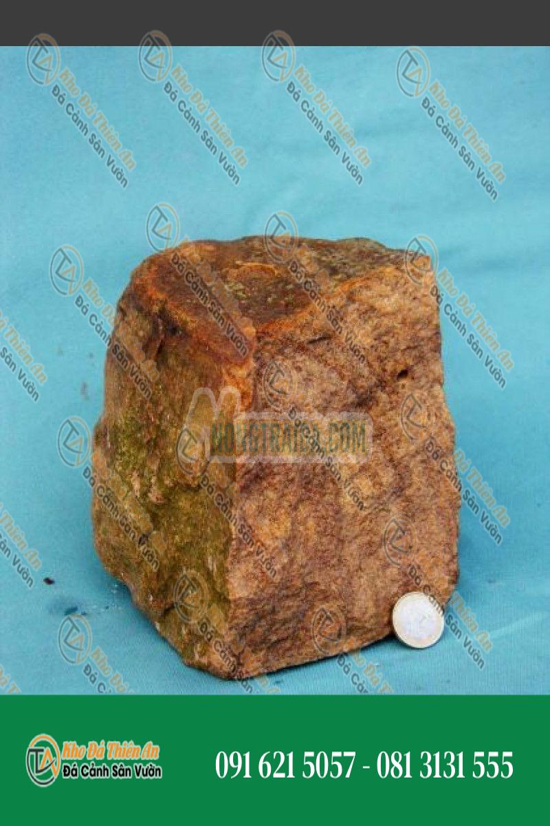 Đá phun nước trong nhà – Đá sa thạch be