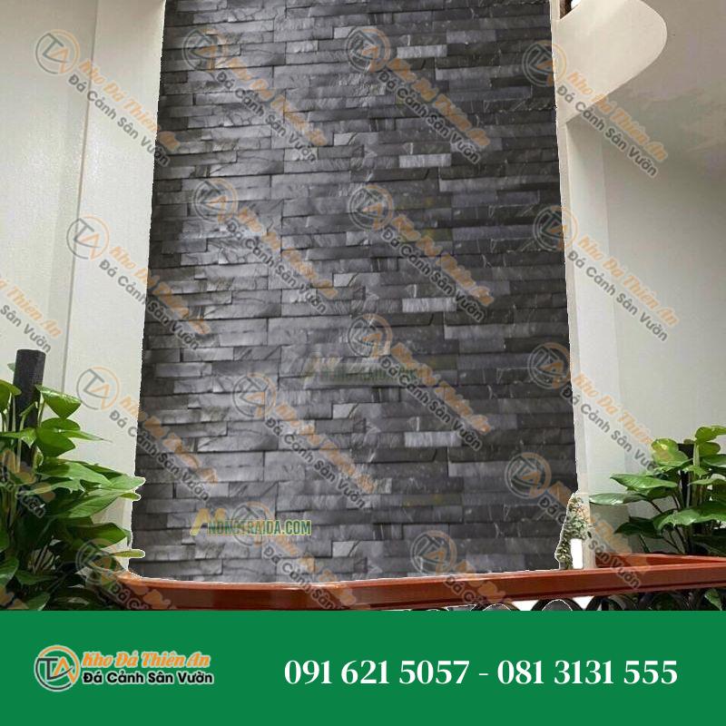 Đá đen Lai Châu ốp giếng trời