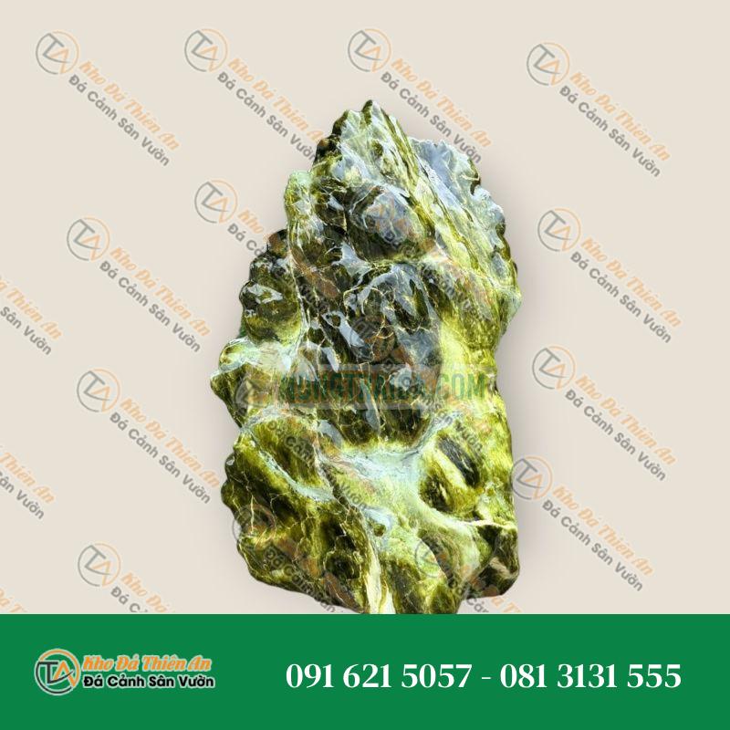 Đá tảng phong thuỷ secpentine đậm cao 96cm