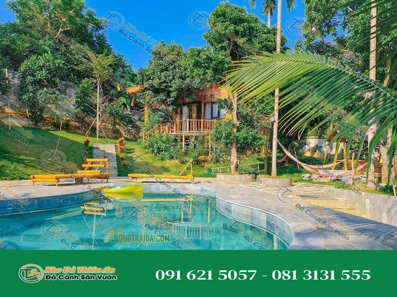 Đá tự nhiên ốp hồ bơi nhỏ tại Little Bee House