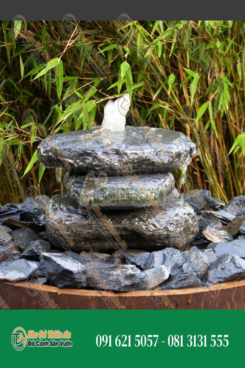 Đài phun nước Cairn hoàn chỉnh trong thùng rượu vang