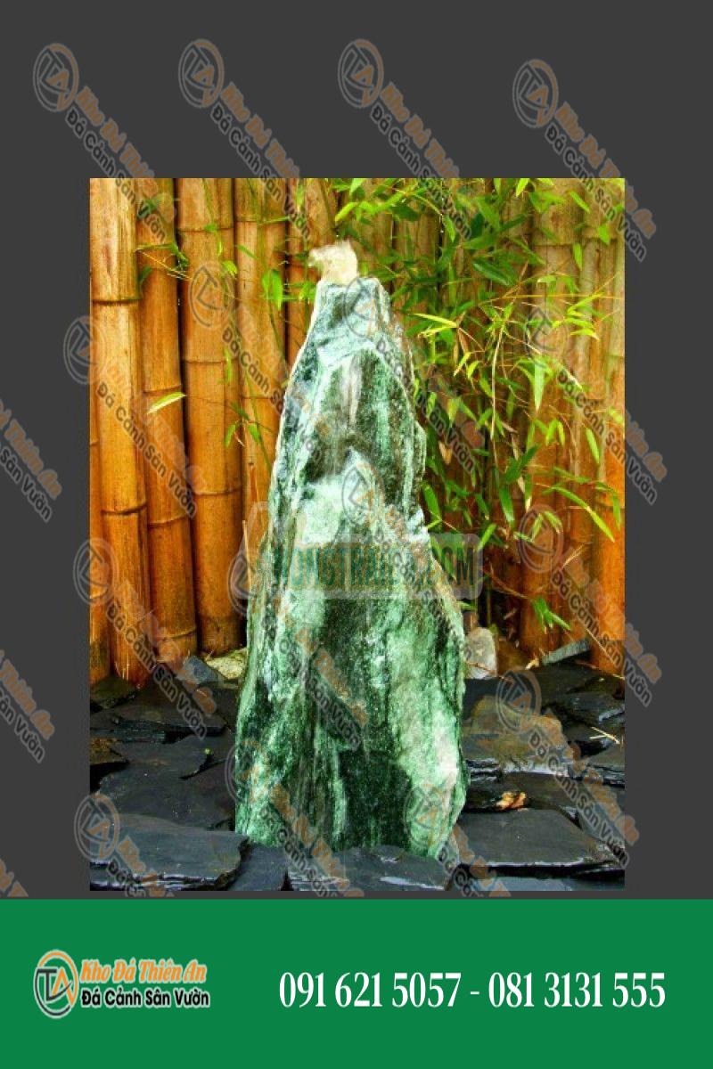 Đài phun nước Monolithe đá Atlantis Quarzite xanh 60cm