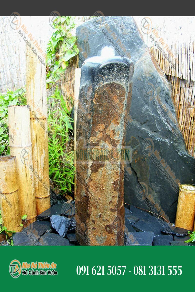Đài phun nước Monolithe đá Basalte bóng 75cm