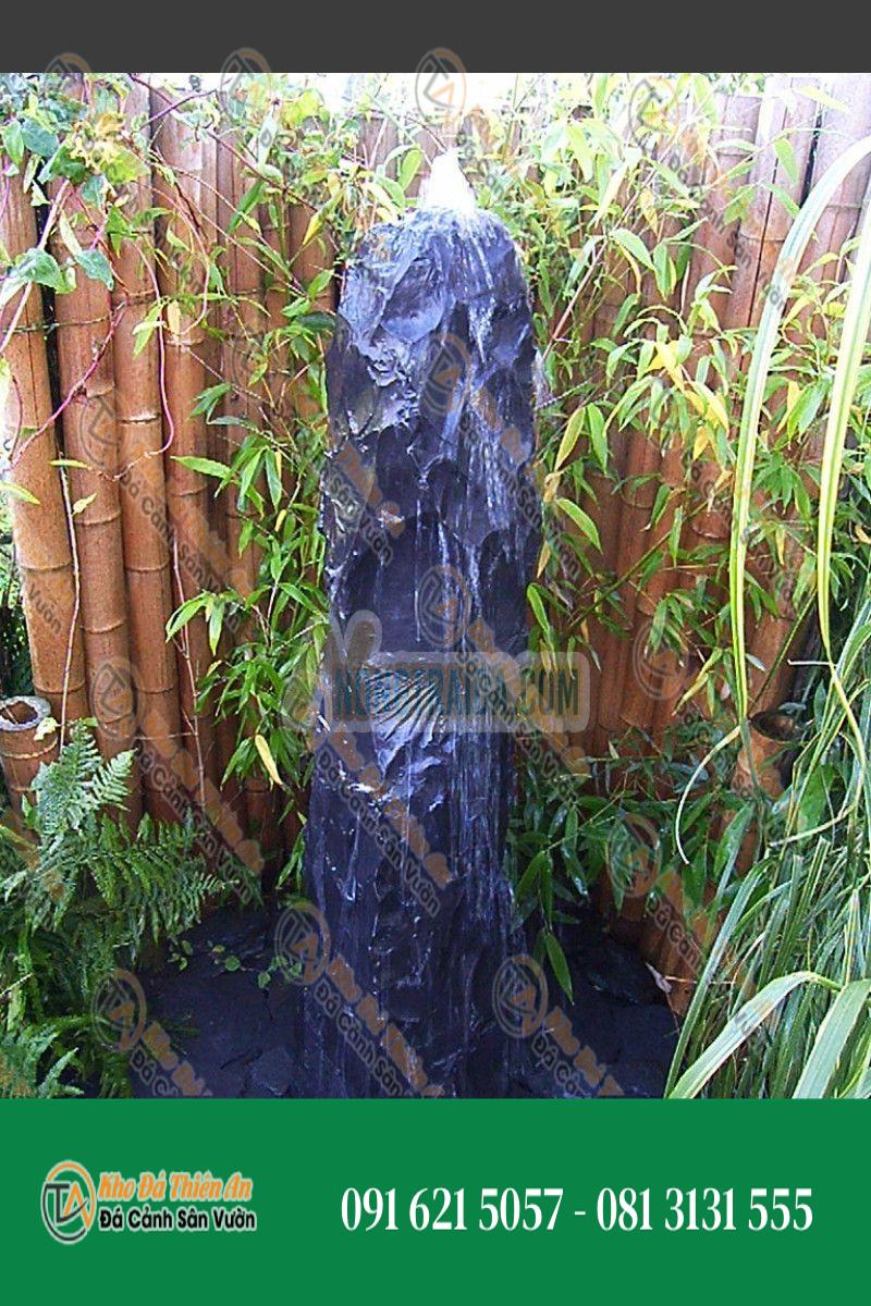 Đài phun nước Monolithe đá Marble đen 150cm