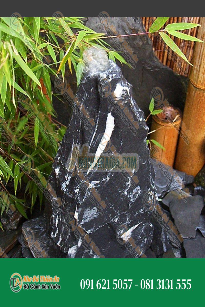 Đài phun nước Monolithe đá marble đen trắng 65cm