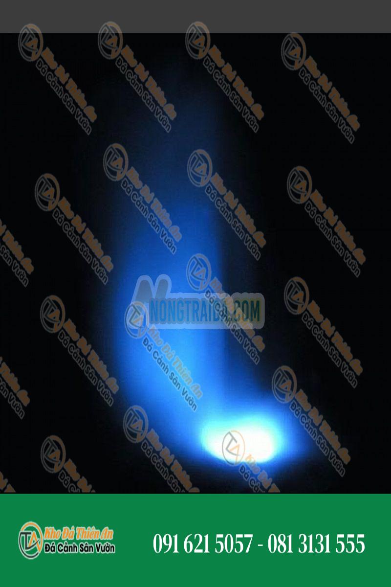 Đài phun nước sủi bọt halogen bằng đá phiến